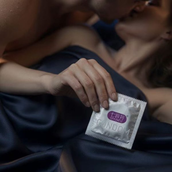 peach-delay-condoms-10-pack-5.jpg Peach Delay Condoms – 10 Pack